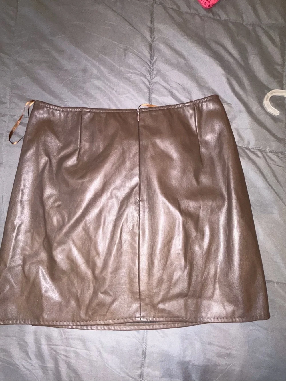Motel Brown Faux Leather Mini Skirt Side Slit Size Large Y2K